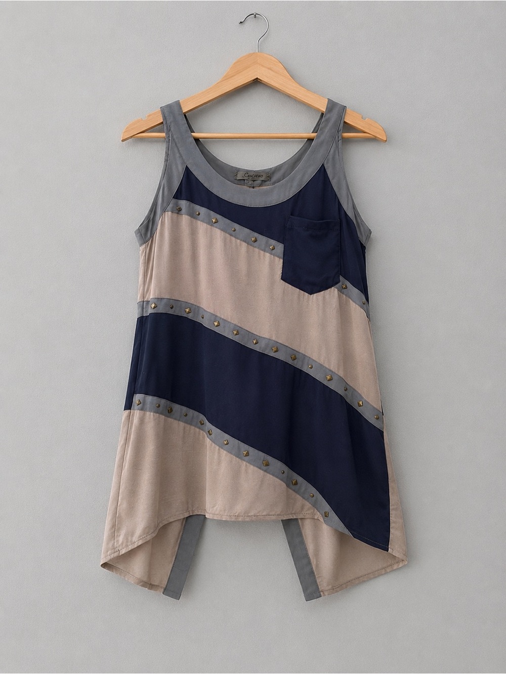 Cecico Collection NWT M Colorblock Studded Asymmetrical Tunic Tank Top Rayon